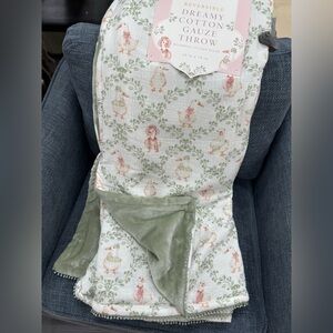 Reversible Plush Blanket with Animal Print